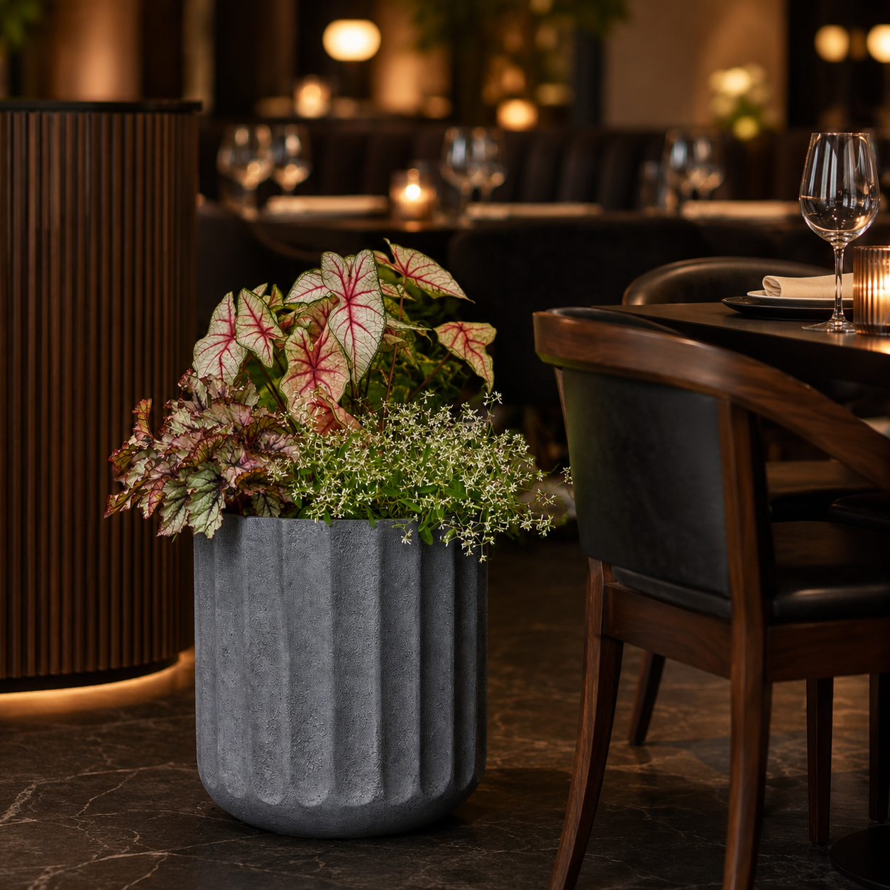 Fakinature Ridged Black Floor Planter — 16 Inch Hotel or Restaurant Pot
